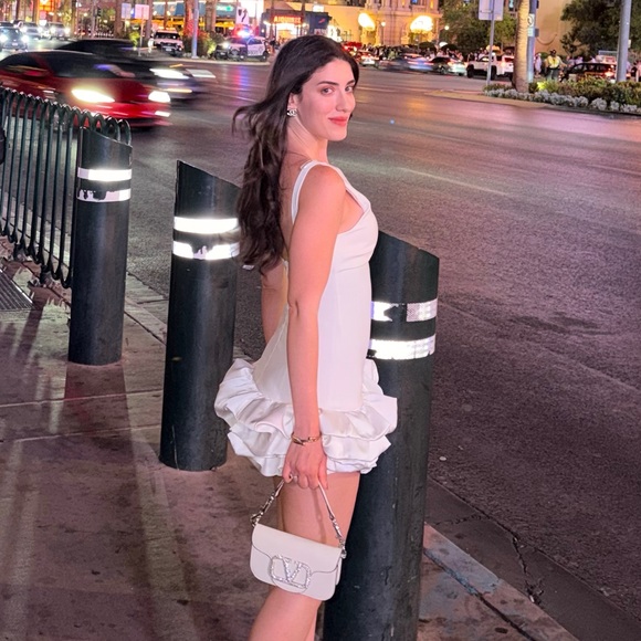 zeinaghadbane